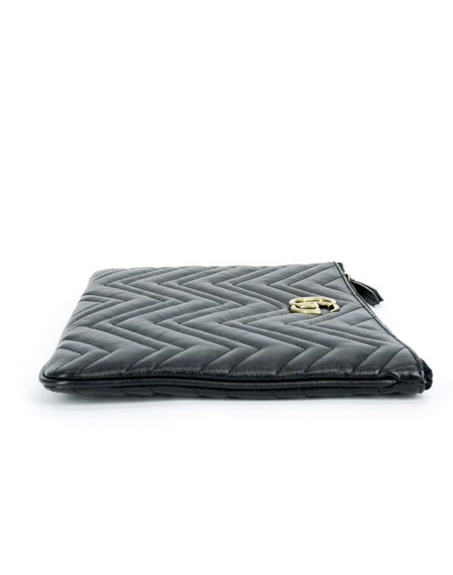 구찌 GUCCI 마몬트 마틀라세 클러치백 파우치 BLACK 525541 0OLET 1000 착용컷