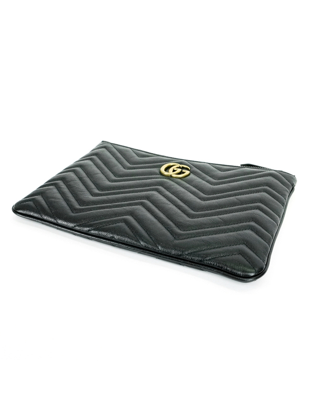 구찌 GUCCI 마몬트 마틀라세 클러치백 파우치 BLACK 525541 0OLET 1000 착용컷