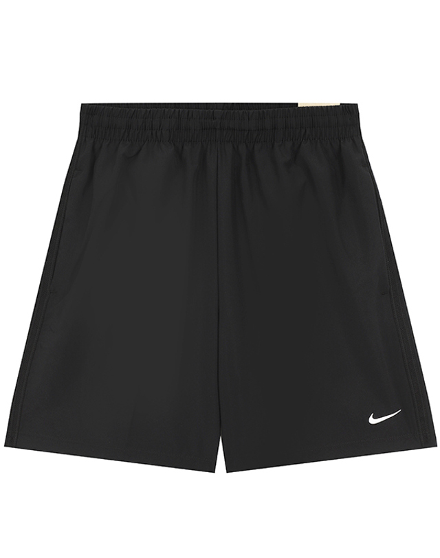 나이키 나이키 주니어 반바지 DRI-FIT 멀티+ 트레이닝 쇼츠 (DX5382-010) 착용컷