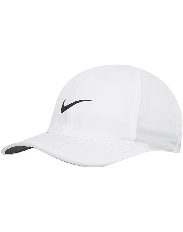 나이키 나이키 모자 DRI-FIT 클럽 언스트럭처 페더라이트 캡 (FB5682-100) 착용컷