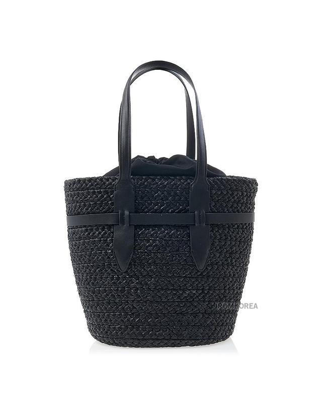 헬렌카민스키 [헬렌 카민스키] SS25 여성 라피아 L 토트백 BAG51958 CHARCOAL BLACK 착용컷