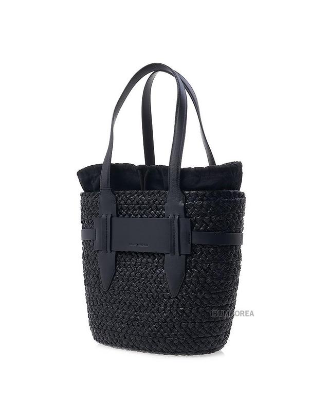 헬렌카민스키 [헬렌 카민스키] SS26 여성 리파리 미디엄 토트백 BAG51959 CHARCOAL BLACK 착용컷
