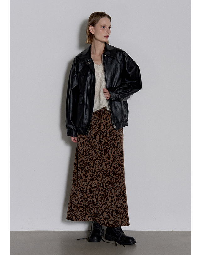 에고에딧 빈티지 하프 에코레더 자켓 착용컷