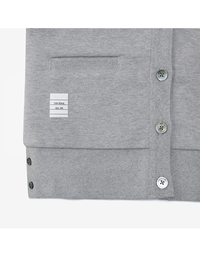 톰브라운 [톰브라운 THOM BROWNE] FJT069A 00535 055 여성 가디건 착용컷