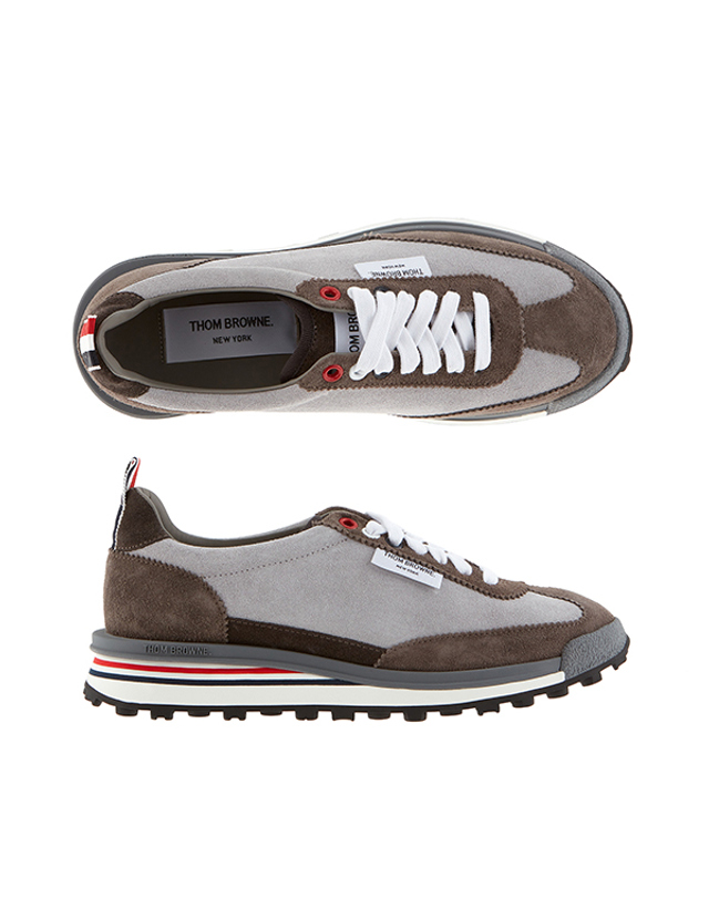톰브라운 [톰브라운 THOM BROWNE] FFD054A 03050 055 여성 스니커즈 착용컷