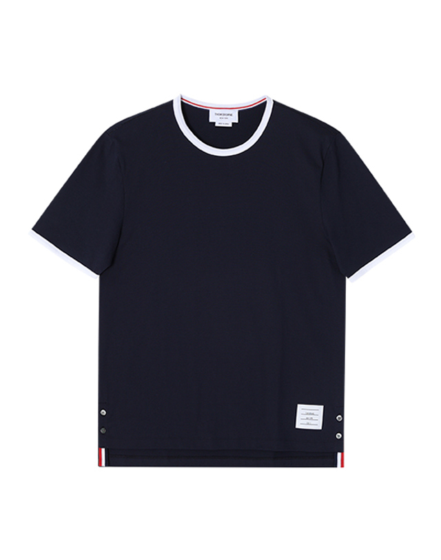 톰브라운 [톰브라운 THOM BROWNE] MJS083A 00042 415 남성 반팔티 착용컷