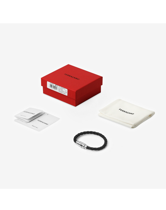 살바토레 페라가모 [페라가모 FERRAGAMO] 77 3540 0675919 남성 팔찌 착용컷