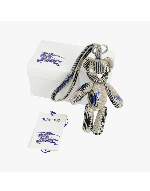 버버리 [버버리 BURBERRY] 8103392 B9629 공용 키링 착용컷