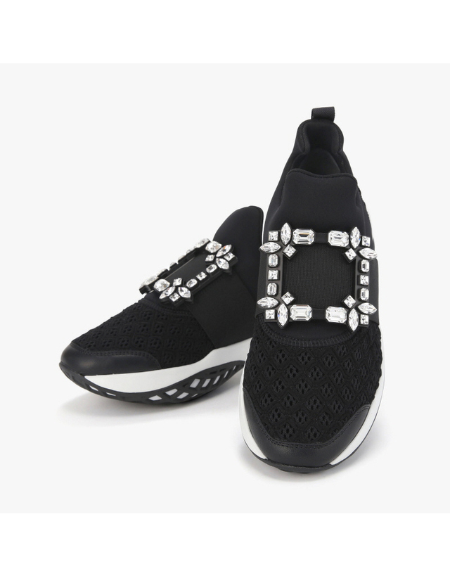 로저 비비에 [로저비비에 ROGERVIVIER] RVW50624180 KOT B999 여성 스니커즈 착용컷