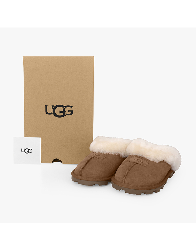 어그 [어그 UGG] 5125 CHE 여성 슬리퍼 착용컷