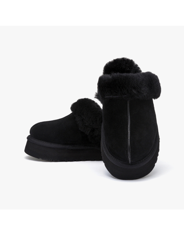 어그 [어그 UGG] 1122550 BLK 여성 슬리퍼 착용컷
