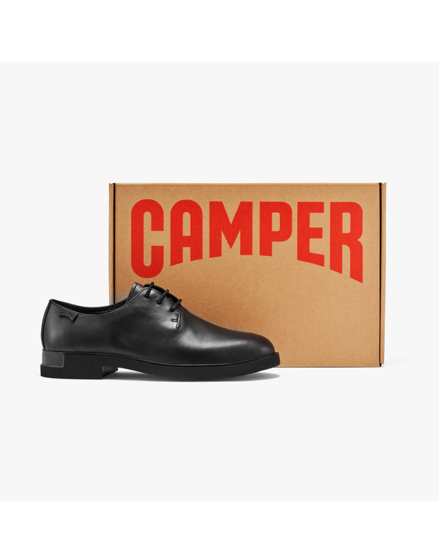 캠퍼 [캠퍼 CAMPER] K200685-001 여성 로퍼 착용컷