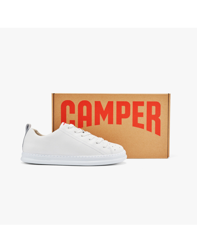 캠퍼 [캠퍼 CAMPER] K100226-047 남성 스니커즈 착용컷