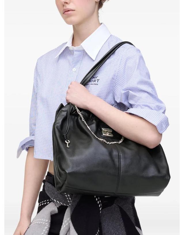 마크 제이콥스 [해외직구] 26 FW 크리스티나 체인 장식 드로스트링 토트 백 2F5HTT024H01001 TP454878772 착용컷