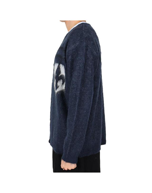 니들스 니들스 남성 모헤어 엠블럼 가디건 네이비 RW358 NAVY 착용컷