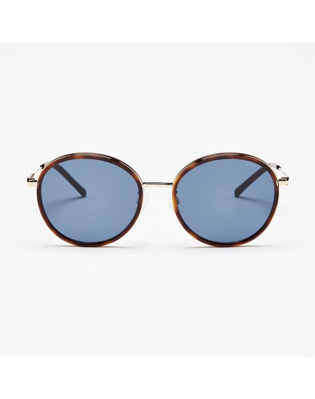 디케이앤와이 디케이엔와이 [갤러리아] DKNY 선글라스 DK-709SK-240 착용컷