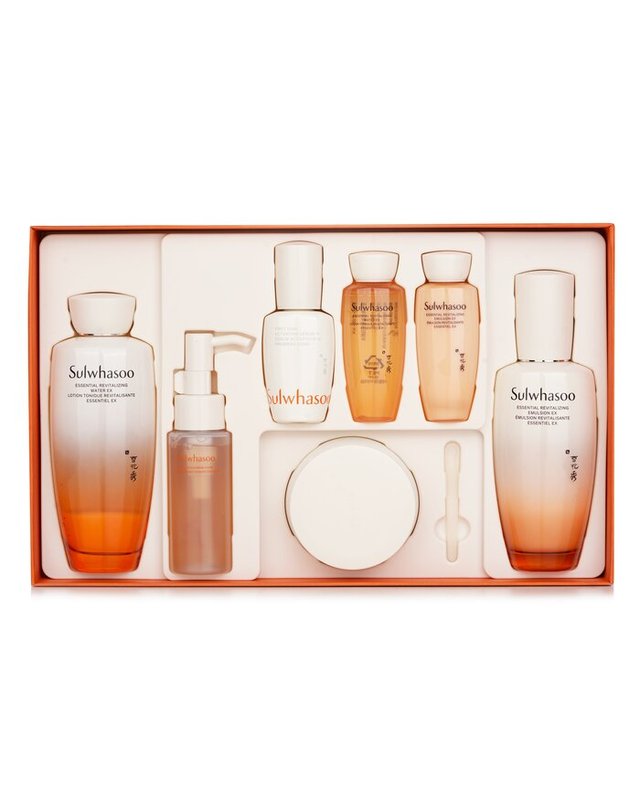 설화수 설화수 에센셜 케어 세트: 자음수 EX 125ml + 자음유액 EX 150ml + 크림 에센셜 케어 세트 3pcs 착용컷