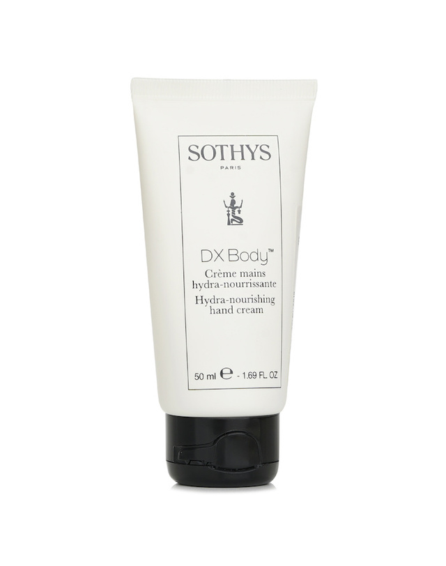 소티스 소티스 수분 영양 핸드 크림 50ml 착용컷