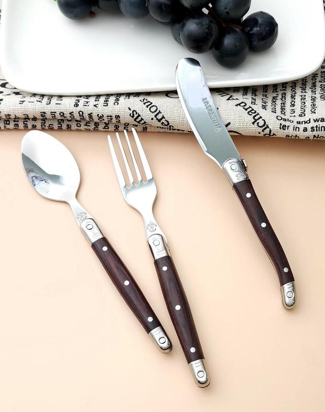 까르투하 까르투하 우드 커트러리 7Type 착용컷