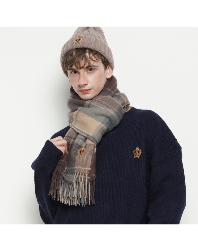 에이본 MW16 Royal logo check muffler brown 착용컷
