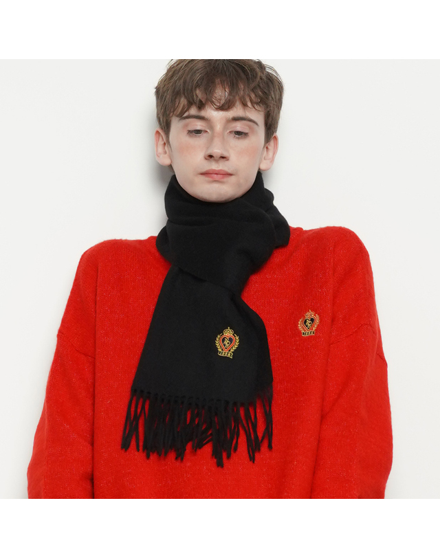 에이본 MW147 Wool 100 Royal muffler black 착용컷