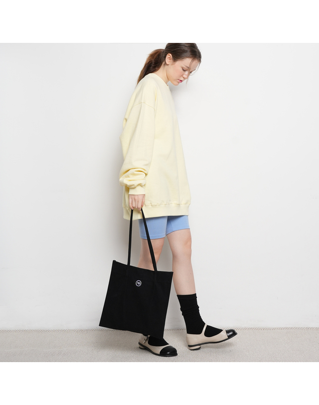 에이본 데일리 스퀘어 코튼 백 블랙 착용컷