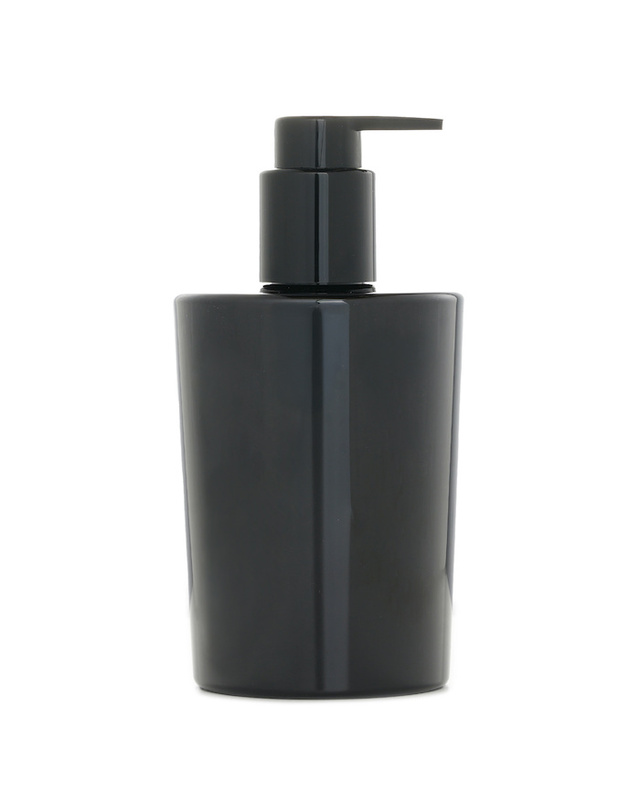 아쿠아 디 파르마 아쿠아 디 파르마 로사의 빛 손과 바디 워시 300ml 착용컷