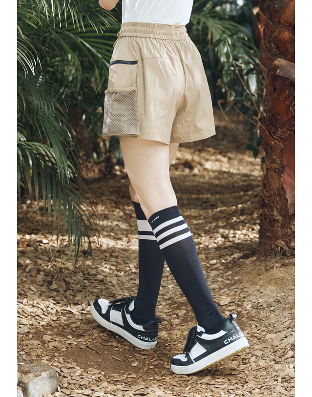 챌린저 [챌린저] 탈부착 메쉬빅포켓 허리스트링 여성 큐롯형 반바지 베이지_CHD2WHP0684BE 착용컷