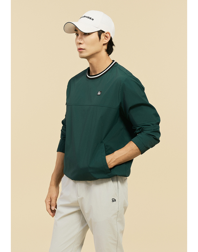 챌린저 [챌린저] 남성 에센셜 라운드넥 맨투맨 윈드브레이커 우븐탑 다크그린 착용컷