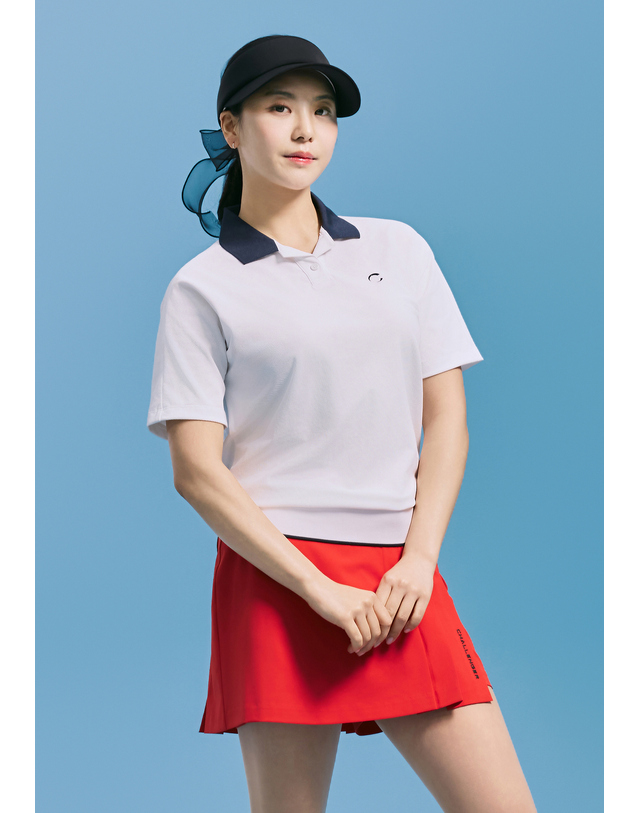 챌린저 [챌린저] 여성 PQ소재 배색 오픈 카라 반팔 티셔츠 화이트 착용컷