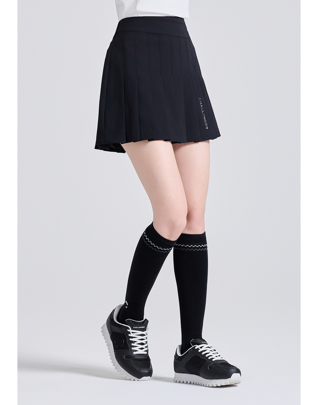 챌린저 여성 플로우 플리츠 랩스커트 하프팬츠 블랙 착용컷