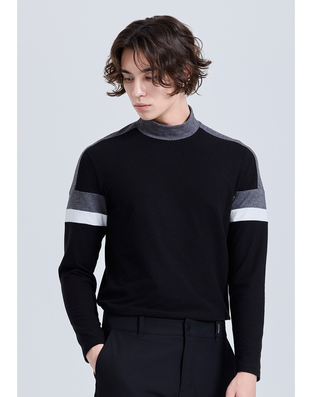 챌린저 남성 기모 블럭배색 모크넥 긴팔 티셔츠 블랙 착용컷
