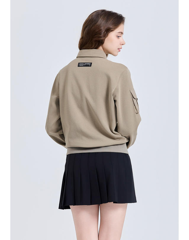 챌린저 여성 우븐포켓 카라넥 긴팔 기모 티셔츠 베이지 착용컷