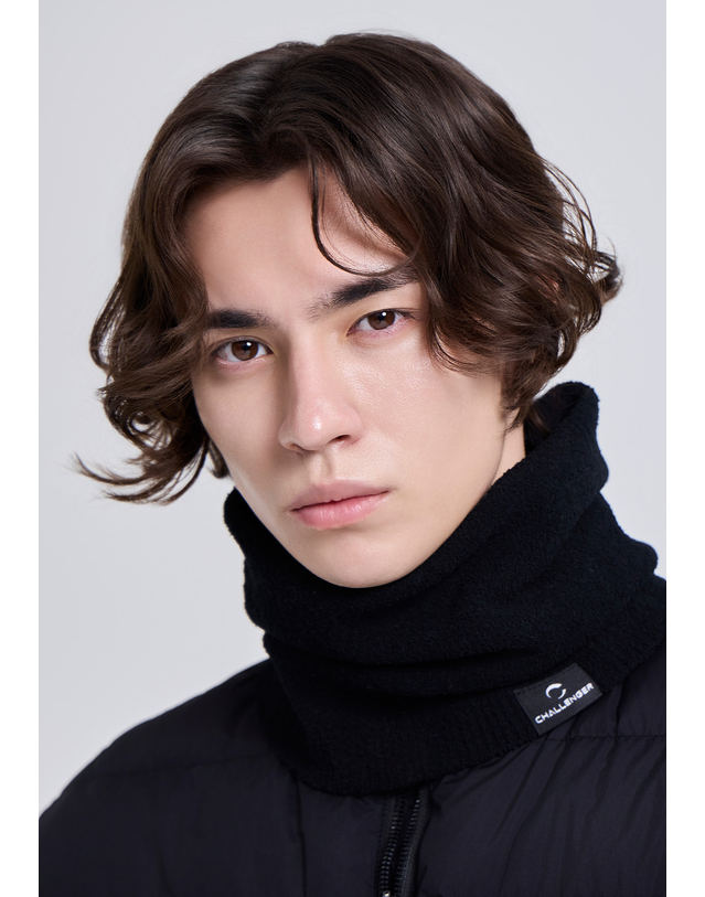 챌린저 남성 탁텔 방한 골프 넥워머 블랙 착용컷