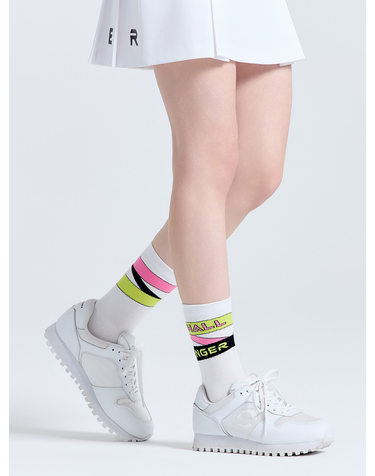 유니 언발란스 로고 디테일 쿠션 중목 양말 핫핑크