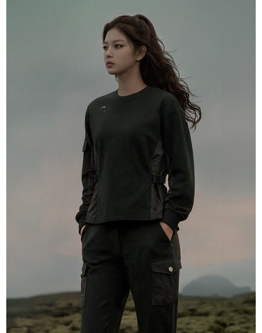 여성 코어플렉스 드롭숄더 라운드 긴팔 티셔츠 카키
