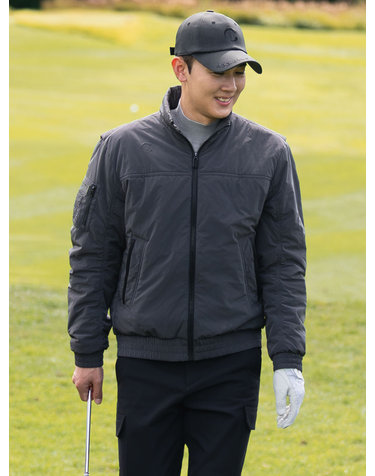 남성 숄더프리 하이넥 경량패딩 자켓 차콜