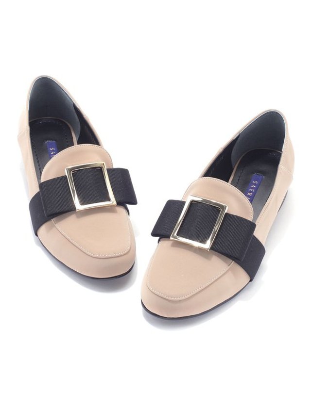세라 [갤러리아] 세라 사틴스판 사각 장식 펌프스힐 로퍼 TJP21461 베이지 1.5CM 착용컷