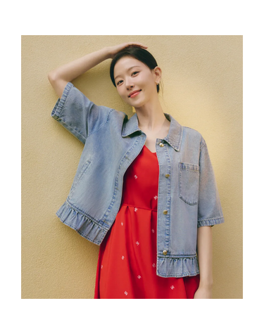 씨 [갤러리아] [SI][26S/S] 프릴 포인트 버튼업 데님 반팔 셔츠 (SCBKE24620)