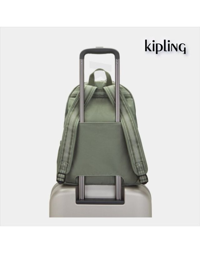 키플링 [갤러리아] 키플링 백팩 17L 노트북백 여행용백 델리아M 다크시우드 KNABA10 DKSW 착용컷