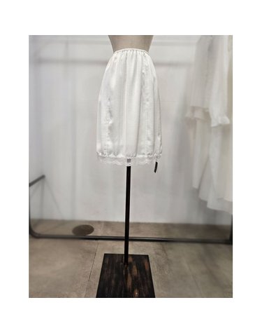 [갤러리아] LAP 밑단레이스 새틴스커트 AS7XS264