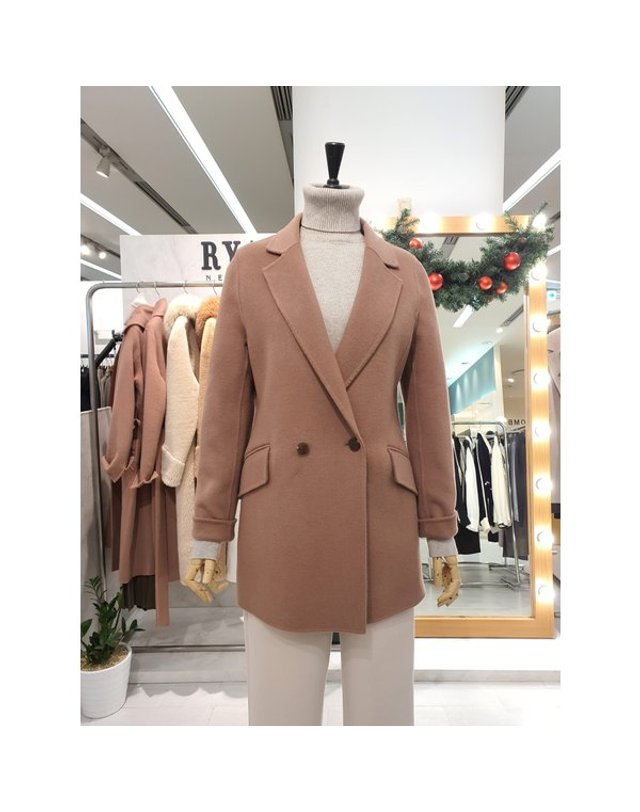 리안뉴욕 [갤러리아] F/W 사선포켓핸드메이드자켓 ROJWJK03A 착용컷