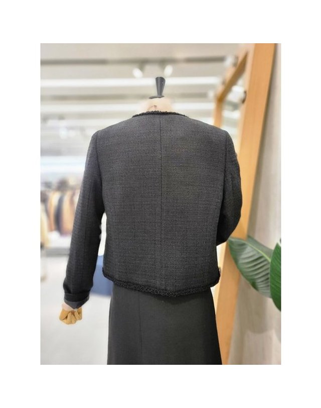 리안뉴욕 [갤러리아] F/W V넥트위드재킷 RRBWJK02A 착용컷