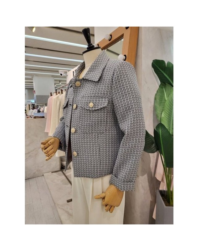 리안뉴욕 [갤러리아] S/S 칼라넥커러믹스트위드버튼재킷 RRCWJK040 착용컷