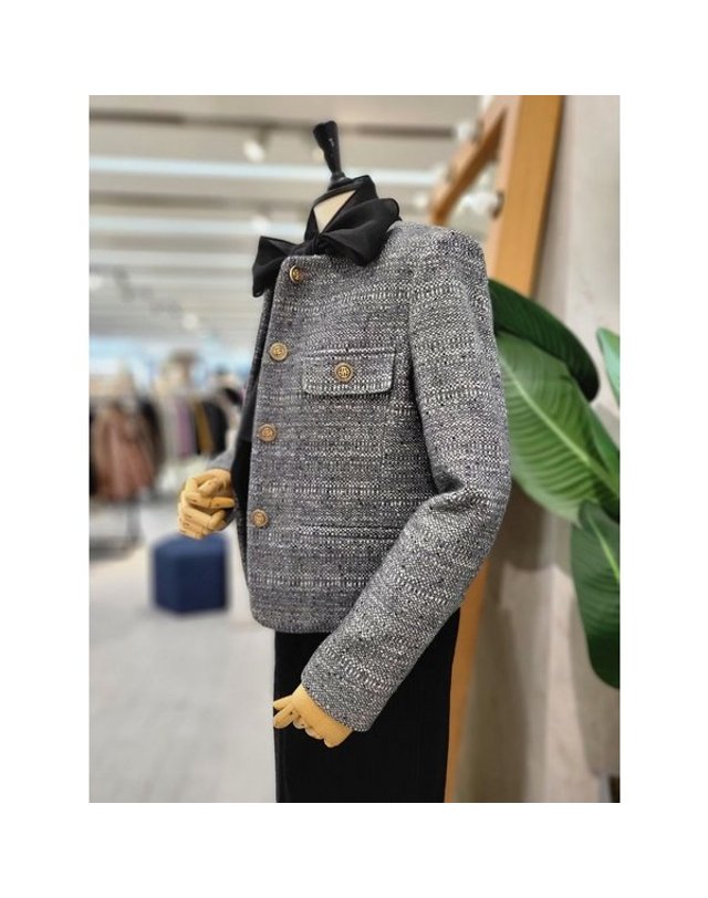 리안뉴욕 [갤러리아] F/W 라운드트위드재킷 RQLWJKGA01A 착용컷