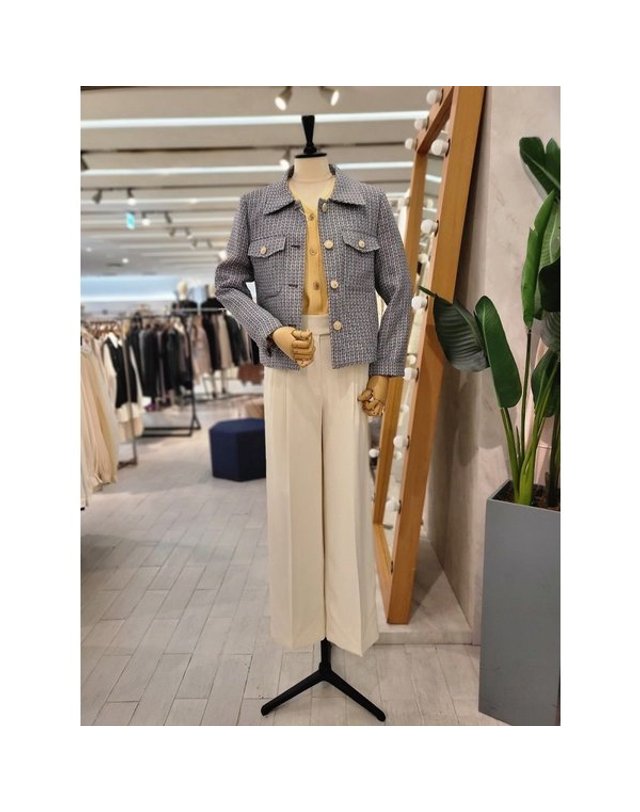 리안뉴욕 [갤러리아] S/S 칼라넥커러믹스트위드버튼재킷 RRCWJK04B 착용컷