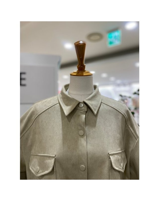레코브 [갤러리아] [레코브]스웨이드 셔츠형 긴팔 자켓 (LC61F3JK505X) 착용컷