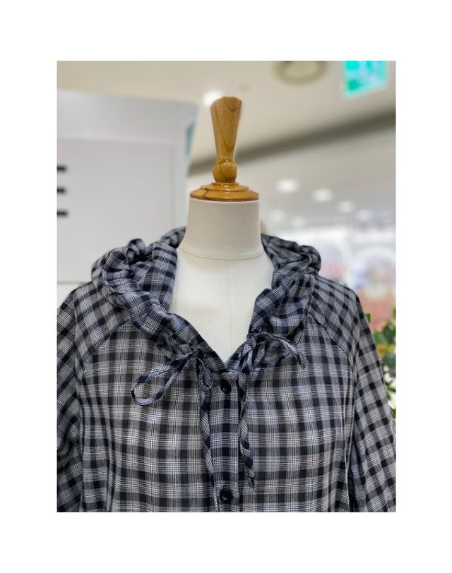 레코브 [갤러리아] [레코브]체크 후드 셔츠형 점퍼 (LC31F5JP508X) 착용컷