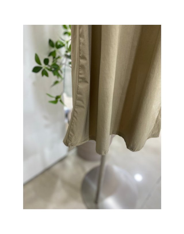 레코브 [갤러리아] [레코브]뒷밴드A라인 스커트(LC31F6SK514X) 착용컷