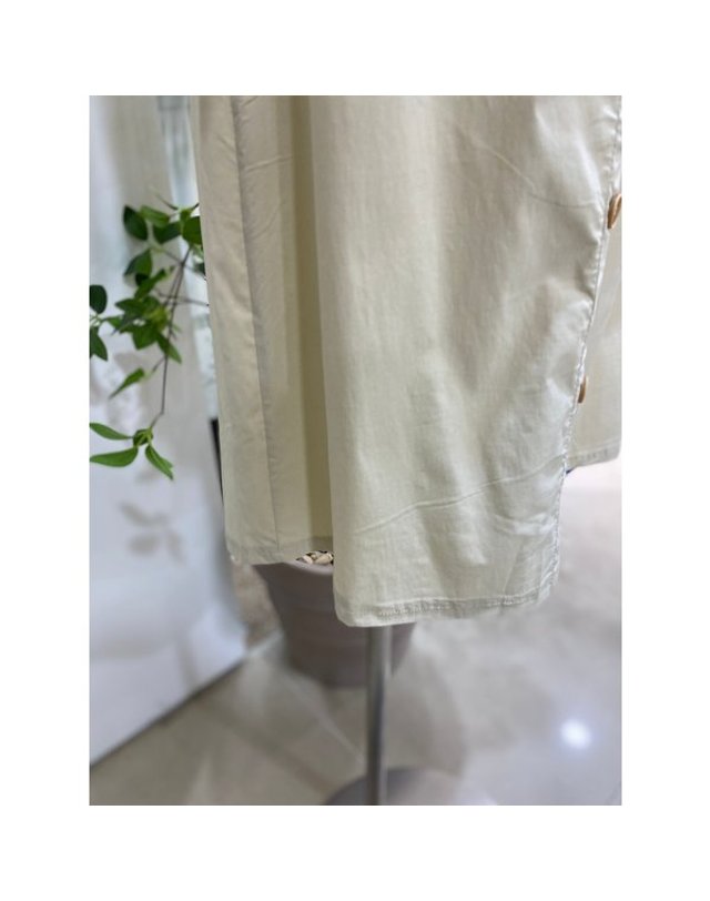 레코브 [갤러리아] [레코브]앞단추 스커트(LC31F6SK515X) 착용컷